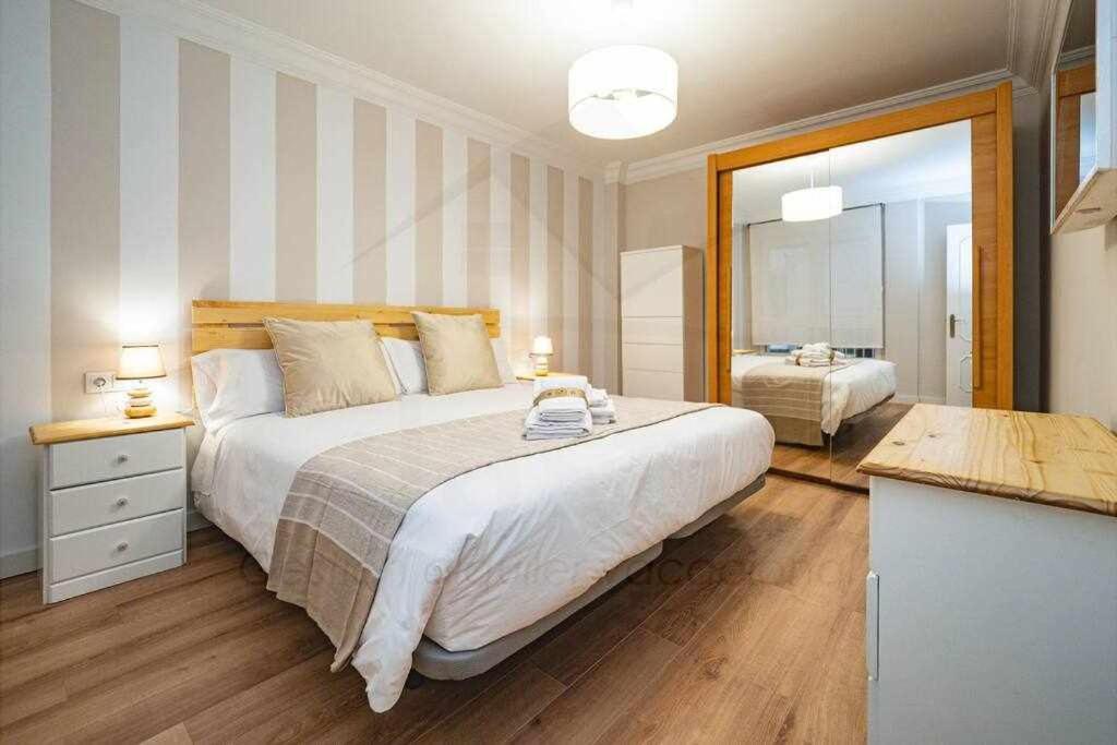 Begona Apartamento Gijon Luaran gambar